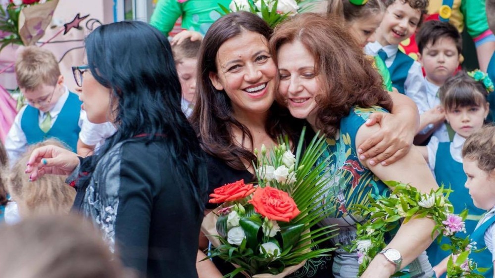 INVATATOAREA ANULUI, premiata de Gasca Zurli si Mirela Retegan 